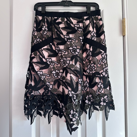 Self-Portrait Nina Mini Skirt Size 6 - Never Worn perfect condition- NWTS - Picture 9 of 14